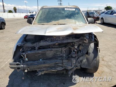 Piąte zdjęcie samochodu w środku: 2004 SATURN VUE VIN:5GZCZ53494S859644 - miniatura