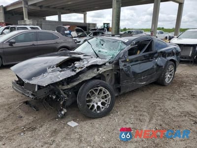 2014 FORD MUSTANG 1ZVBP8AM3E5313622 - główne zdjęcie licytacji z USA - miniatura