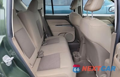 Zdjęcie 6 z 10 samochodu: 2007 JEEP COMPASS VIN:1J8FT47W07D124171 - miniatura