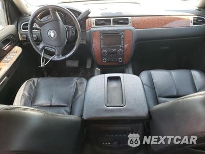 Zdjęcie 8 z 12 samochodu: 2008 CHEVROLET SILVERADO K2500 HEAVY DUTY VIN:1GCHK236X8F175681 - miniatura