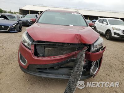 Piąte zdjęcie samochodu w środku: 2018 KIA SORENTO LX VIN:5XYPG4A31JG373554 - miniatura