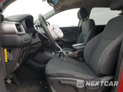 Zdjęcie 7 z 12 samochodu: 2018 KIA SORENTO LX VIN:5XYPG4A31JG373554 - miniatura