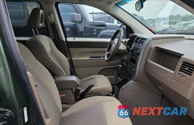 Piąte zdjęcie samochodu w środku: 2007 JEEP COMPASS VIN:1J8FT47W07D124171 - miniatura