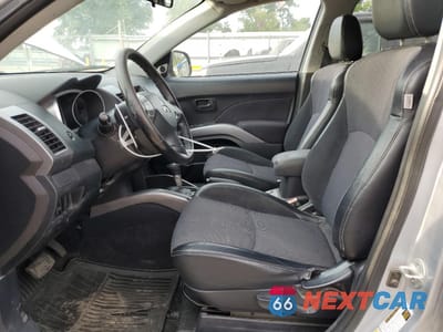 Zdjęcie 7 z 13 samochodu: 2008 MITSUBISHI OUTLANDER SE VIN:JA4LS31WX8Z013626 - miniatura