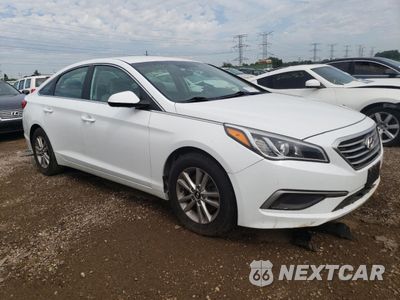 Czwarte zdjęcie samochodu z boku: 2017 HYUNDAI SONATA SE VIN:5NPE24AF2HH587763 - miniatura