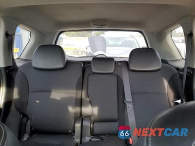 Zdjęcie 10 z 13 samochodu: 2008 MITSUBISHI OUTLANDER SE VIN:JA4LS31WX8Z013626 - miniatura