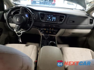 Zdjęcie 8 z 14 samochodu: 2019 KIA SEDONA LX VIN:KNDMB5C13K6555702 - miniatura