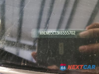 Zdjęcie 13 z 14 samochodu: 2019 KIA SEDONA LX VIN:KNDMB5C13K6555702 - miniatura