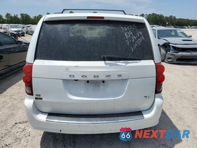 Zdjęcie 6 z 13 samochodu: 2016 DODGE GRAND CARAVAN R/T VIN:2C4RDGEG5GR275258 - miniatura