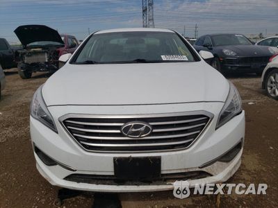 Piąte zdjęcie samochodu w środku: 2017 HYUNDAI SONATA SE VIN:5NPE24AF2HH587763 - miniatura