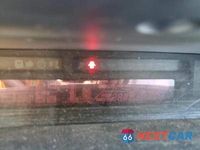 Zdjęcie 9 z 12 samochodu: 2012 TOYOTA PRIUS V VIN:JTDZN3EU0C3094017 - miniatura
