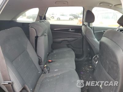 Zdjęcie 10 z 12 samochodu: 2018 KIA SORENTO LX VIN:5XYPG4A31JG373554 - miniatura