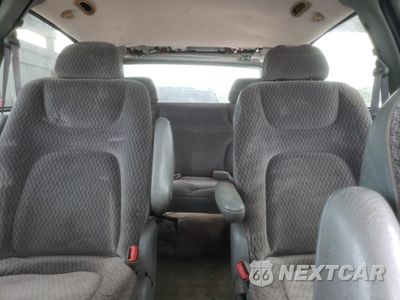 Zdjęcie 10 z 13 samochodu: 2000 DODGE GRAND CARAVAN SE VIN:1B4GP44GXYB639573 - miniatura