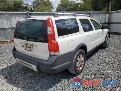 Trzecie zdjęcie samochodu z tyłu: 2005 VOLVO XC70 VIN:YV4SZ592971266148 - miniatura