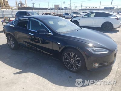 Czwarte zdjęcie samochodu z boku: 2020 TESLA MODEL S VIN:5YJSA1E29LF415944 - miniatura