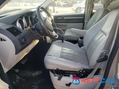 Zdjęcie 7 z 13 samochodu: 2009 DODGE GRAND CARAVAN SXT VIN:2D8HN54X49R591544 - miniatura