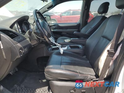 Zdjęcie 7 z 13 samochodu: 2016 DODGE GRAND CARAVAN R/T VIN:2C4RDGEG5GR275258 - miniatura