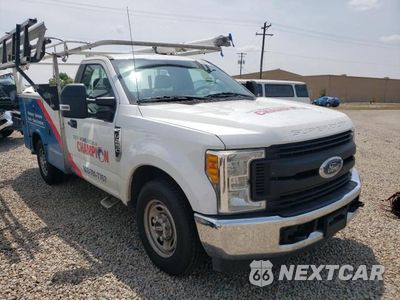 Czwarte zdjęcie samochodu z boku: 2017 FORD F250 SUPER DUTY VIN:1FDBF2A68HEB60403 - miniatura