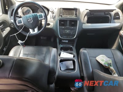 Zdjęcie 8 z 13 samochodu: 2016 DODGE GRAND CARAVAN R/T VIN:2C4RDGEG5GR275258 - miniatura