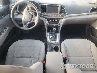 Zdjęcie 8 z 12 samochodu: 2018 HYUNDAI ELANTRA SEL VIN:5NPD84LF0JH293047 - miniatura