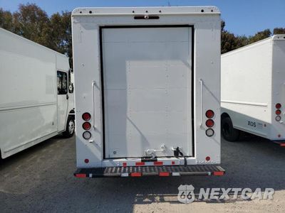 Zdjęcie 6 z 13 samochodu: 2022 XOS SV01 VIN:4T9TSAA69NC208196 - miniatura