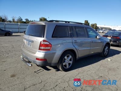 Trzecie zdjęcie samochodu z tyłu: 2007 MERCEDES-BENZ GL 450 4MATIC VIN:4JGBF71E27A171049 - miniatura