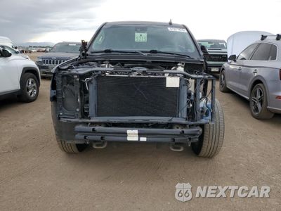 Piąte zdjęcie samochodu w środku: 2015 CHEVROLET TAHOE K1500 LT VIN:1GNSKBKC4FR577115 - miniatura