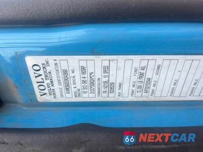 Zdjęcie 6 z 8 samochodu: 2003 VOLVO VN VNM VIN:4V4MC9GG53N343690 - miniatura