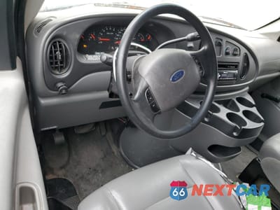Zdjęcie 8 z 12 samochodu: 2006 FORD ECONOLINE E350 SUPER DUTY CUTAWAY VAN VIN:1FDWE35L66DA17172 - miniatura