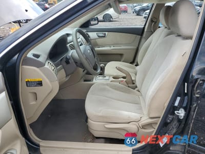 Zdjęcie 7 z 14 samochodu: 2008 KIA OPTIMA LX VIN:KNAGE123385199943 - miniatura