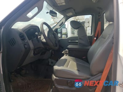 Zdjęcie 7 z 12 samochodu: 2014 FORD F450 SUPER DUTY VIN:1FDUF4GY5EEA62535 - miniatura