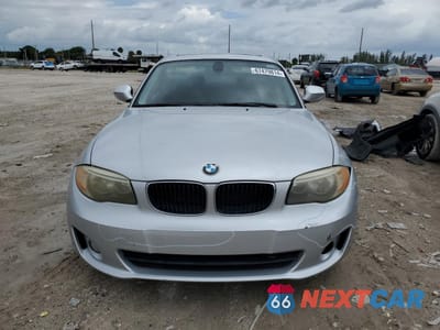 Piąte zdjęcie samochodu w środku: 2012 BMW 128 I VIN:WBAUP7C56CVP22977 - miniatura