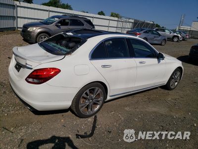 Trzecie zdjęcie samochodu z tyłu: 2018 MERCEDES-BENZ C 300 4MATIC VIN:55SWF4KB8JU270612 - miniatura