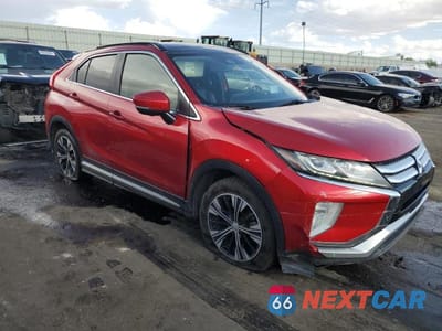 Czwarte zdjęcie samochodu z boku: 2018 MITSUBISHI ECLIPSE CROSS SE VIN:JA4AT5AA5JZ041389 - miniatura