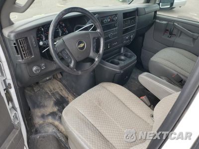 Zdjęcie 8 z 14 samochodu: 2020 CHEVROLET EXPRESS G2500 VIN:1GCWGBFG9L1155361 - miniatura
