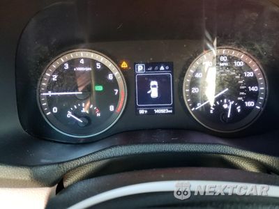 Zdjęcie 9 z 14 samochodu: 2018 HYUNDAI TUCSON SEL VIN:KM8J33A40JU705983 - miniatura