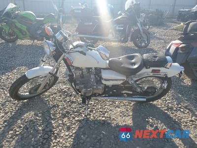 Trzecie zdjęcie samochodu z tyłu: 2006 HONDA CMX250 C VIN:JH2MC13076K208164 - miniatura