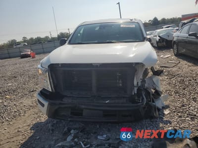 Piąte zdjęcie samochodu w środku: 2021 NISSAN TITAN S VIN:1N6AA1EE5MN523175 - miniatura