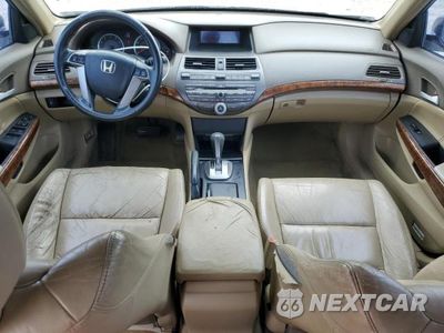 Zdjęcie 8 z 12 samochodu: 2008 HONDA ACCORD EXL VIN:JHMCP26818C059021 - miniatura