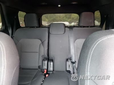 Zdjęcie 10 z 13 samochodu: 2017 FORD EXPLORER XLT VIN:1FM5K8D82HGD84862 - miniatura