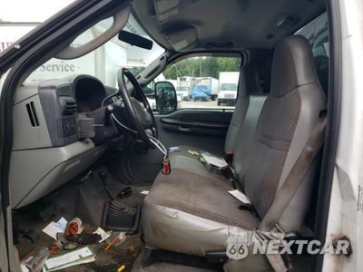 Zdjęcie 7 z 13 samochodu: 2005 FORD F450 SUPER DUTY VIN:1FDXF47P45EA26372 - miniatura