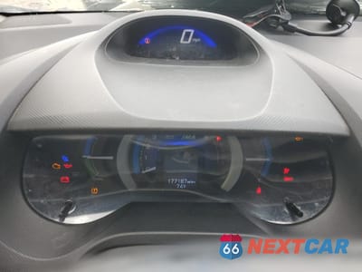 Zdjęcie 9 z 12 samochodu: 2011 HONDA INSIGHT EX VIN:JHMZE2H70BS012810 - miniatura