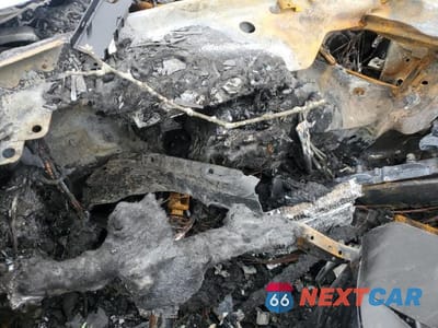 Zdjęcie 9 z 11 samochodu: 2024 TESLA MODEL 3 VIN:5YJ3E1EB1RF738323 - miniatura