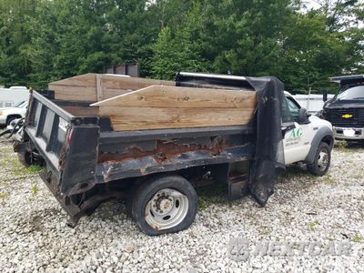 Trzecie zdjęcie samochodu z tyłu: 2005 FORD F450 SUPER DUTY VIN:1FDXF47P45EA26372 - miniatura