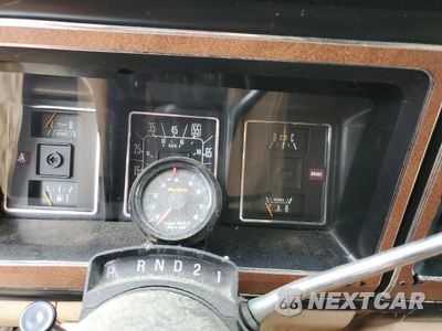 Zdjęcie 9 z 12 samochodu: 1983 FORD ECONOLINE E350 CUTAWAY VAN VIN:1FDKE30L7DHB09578 - miniatura