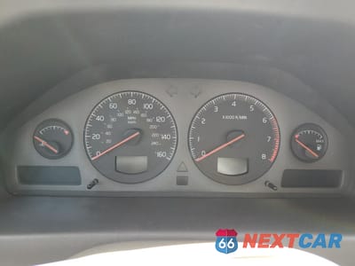 Zdjęcie 9 z 12 samochodu: 2002 VOLVO V70 XC VIN:YV1SZ58D321061725 - miniatura