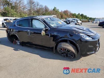 Czwarte zdjęcie samochodu z boku: 2024 MASERATI GRECALE GT VIN:ZN6PMDAA0R7455287 - miniatura