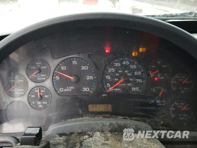 Zdjęcie 8 z 10 samochodu: 2002 INTERNATIONAL 4000 4400 VIN:1HTMKADN62H504082 - miniatura