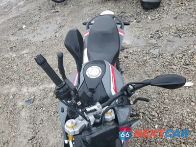 Piąte zdjęcie samochodu w środku: 2022 BMW G310 R VIN:WB30G4300NRA33251 - miniatura