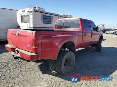Trzecie zdjęcie samochodu z tyłu: 2006 FORD F350 SUPER DUTY VIN:1FTWW33P96EA44531 - miniatura